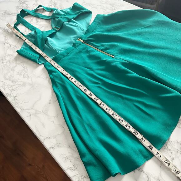 NBD X Naven Twins Teal Mini Cut Out‎ Open Back Dress Women's Size Small - Picture 15 of 15